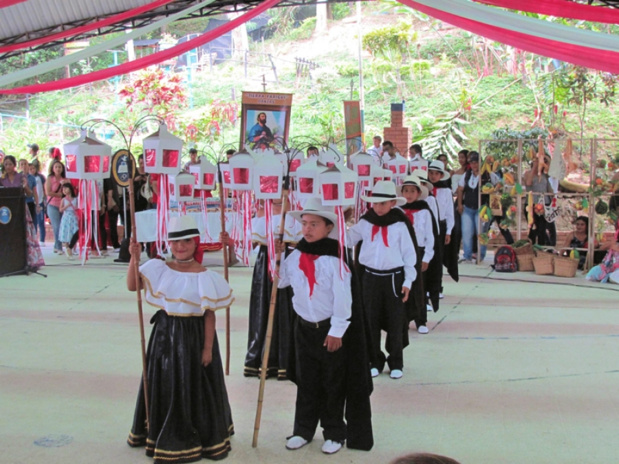 XI Festival De Danza Folklórica Colombiana